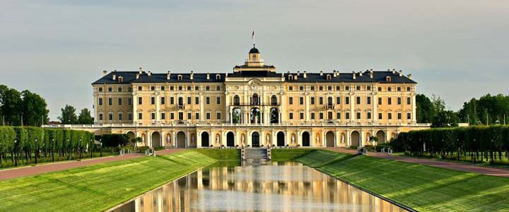 Konstantinovsky Palace image