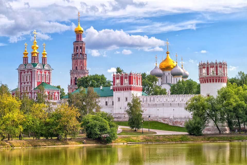 Novodevichy Convent image