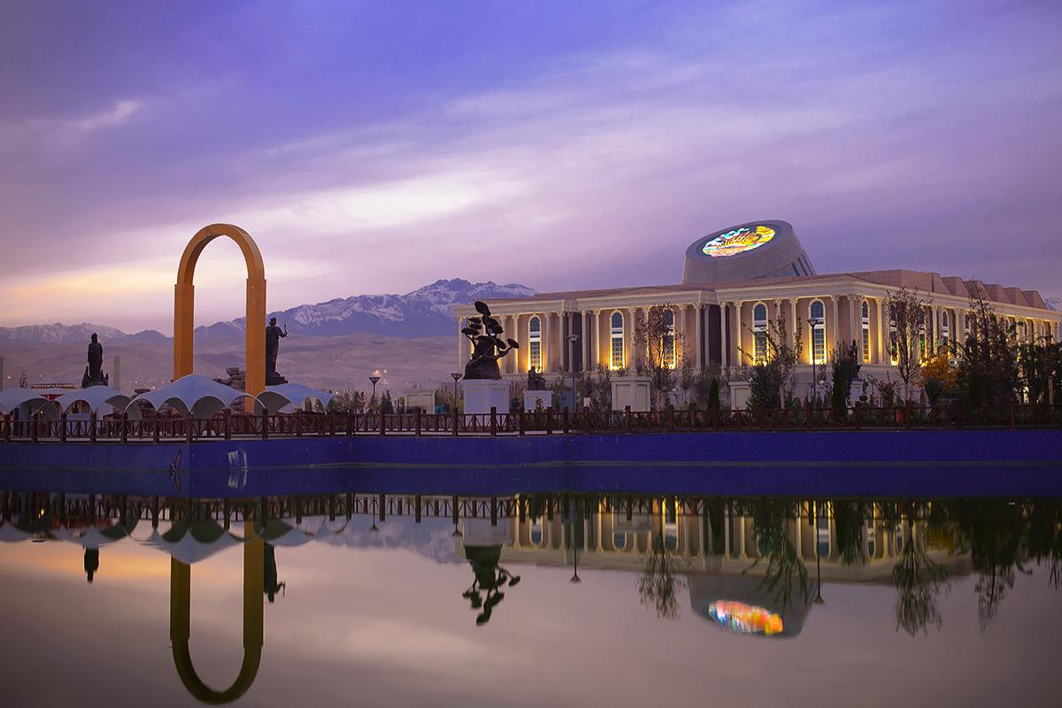 Город Душанбе столица Таджикистана