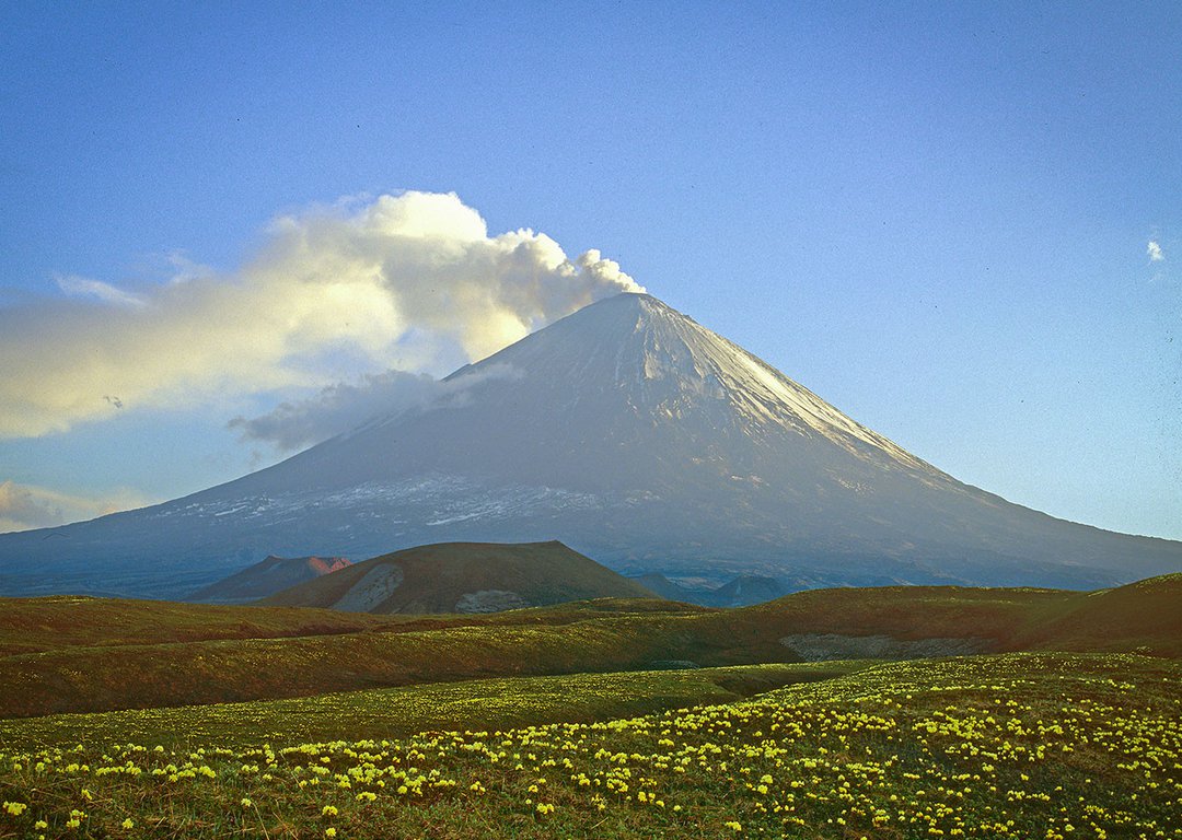Klyuchevsky volcano image