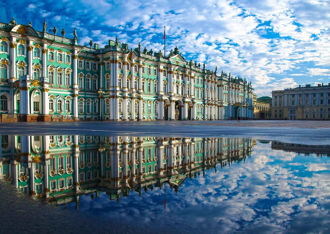 The Winter Palace / Hermitage image